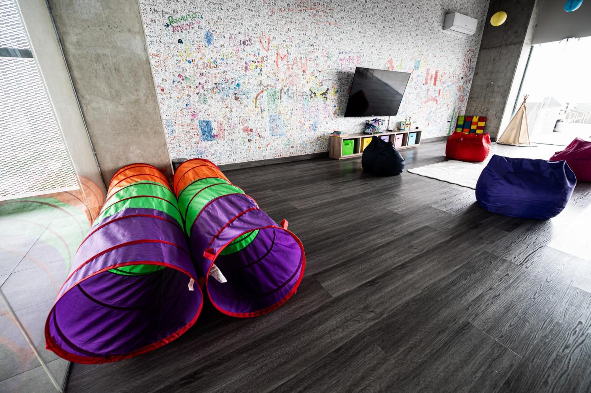 Depa Frente A Fundidora, Cintermex, Arena Mty Apartamento *